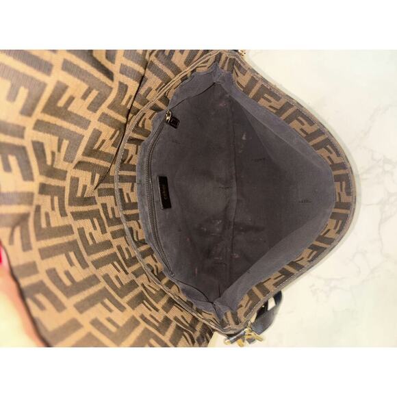 Fendi Brown Zucca Shoulder Bag - Good Condition - Picture 2 of 7